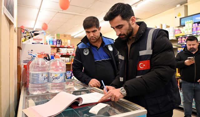 SU SATIŞLARINDA SIKI TAKİP  YALOVA BELEDİYESİ’NDEN FAHİŞ FİYAT DENETİMİ