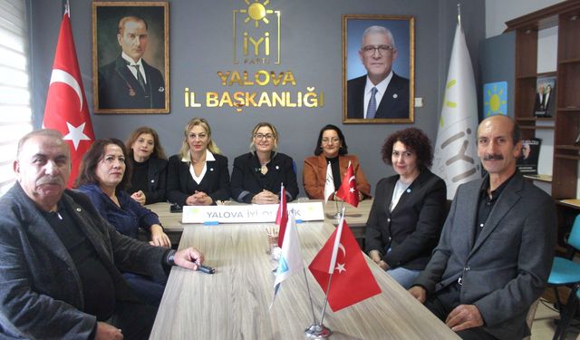 İYİ Parti’den 25 Kasım Mesajı: “Kadınların En Güvende Olması Gereken Yer Artık Mezara Dönüştü”