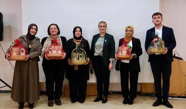 Kadın Gelişim Ağı Semineri Altınova’da Büyük İlgiyle Gerçekleştirildi