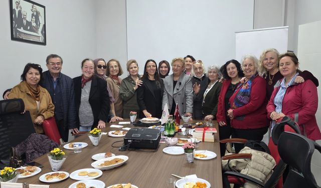 Kadın Meclisi’nden Öğretmenler Günü Buluşması