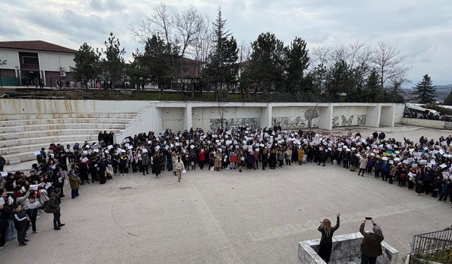 Yalova’da 55 Bin Öğrenci Karne Sevinci Yaşadı