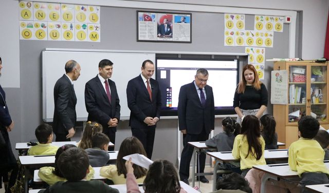 Çiftlikköy’de Karne Heyecanı Protokolle Paylaşıldı