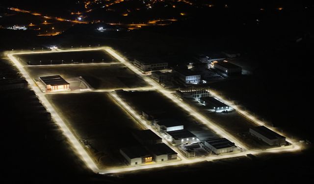 Yalova Makine İhtisas OSB’de Enerji ve Aydınlatma Altyapısı Yenilendi