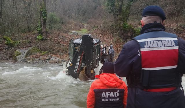 Teşvikiye’de Dere Taştı: Trekking Grubu Mahsur Kaldı!