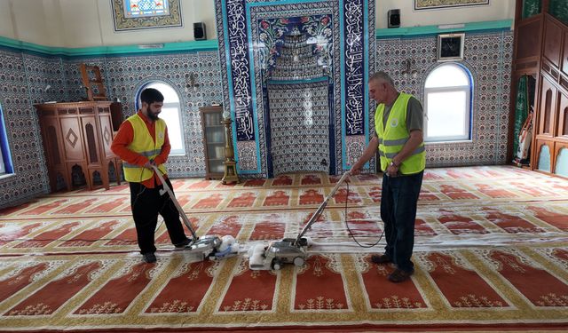 Ramazan Öncesi Camilerde Temizlik