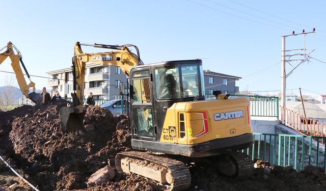 500 Evler Mahallesi’nde Ana Su Hattı Yenileme Çalışması Başladı