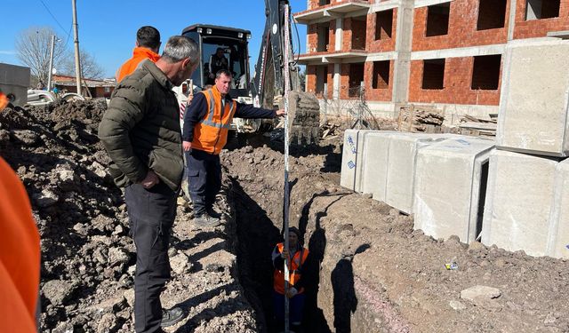 Altınova’da Altyapı Çalışmaları Hız Kesmeden Devam Ediyor