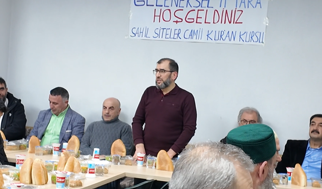 Kuran-ı Kerim okudular, ilahi söylediler