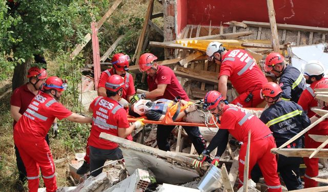 Çark: “Çiftlikköy’de Afete Karşı Somut Adımlar Attık"