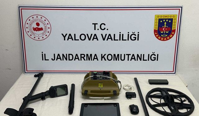Altınova’da Kaçak Kazıya Suçüstü: 2 Şüpheli Jandarma Tarafından Yakalandı