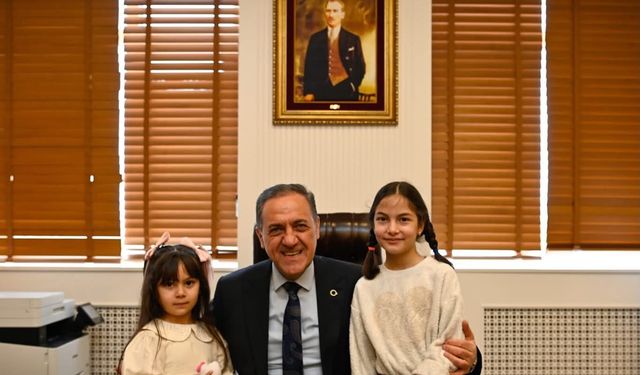 Yalova’da Kitap Dostu Çocuklar Kütüphaneler Haftası’na İlham Oldu