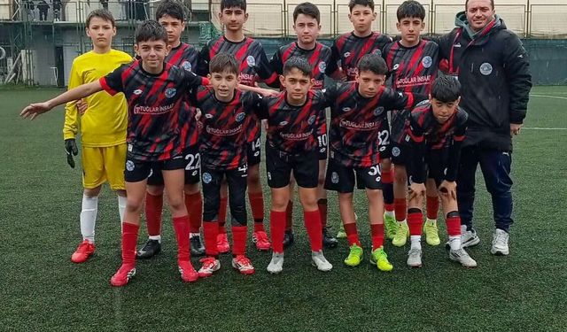 Çiftlikköy Belediyespor Altyapısı Haftaya Damga Vurdu: U-15 Liderliğini Sürdürüyor