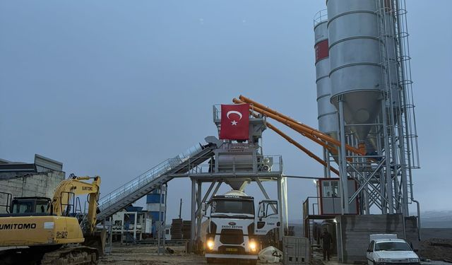 Hınıs’a Beton Santrali Yatırımı: Şiyar Bahtiyar Eren Verdiği Sözü Tuttu