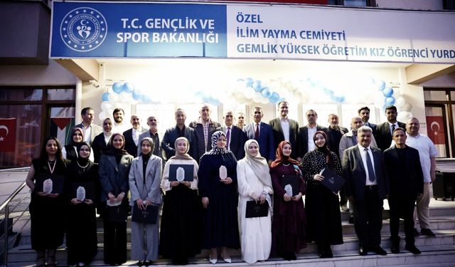 İlim Yayma Cemiyeti Gemlik Kız Öğrenci Yurdu’nda Mezuniyet Töreni Düzenlendi