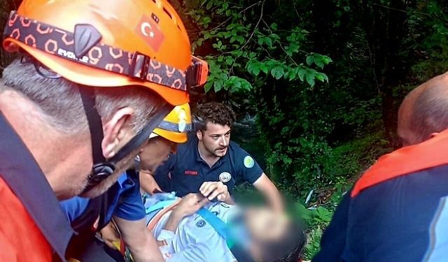 Termal’de Motosiklet Kazası: 30 Metrelik Vadiden Sağ Kurtarıldı