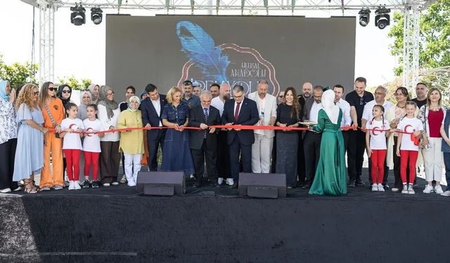 2. Uluslararası Yalova İpekyolu Festivali ile kent şenlendi
