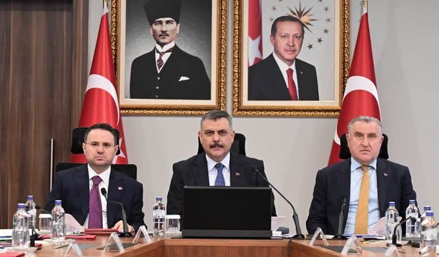 Yalova’da Spor Güvenliği Toplantısı: Vali Hülya Kaya Başkanlığında Kritik Zirve