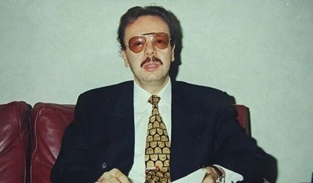 Eski Bakan Arif Ahmet Denizolgun'un Mezarı Açıldı
