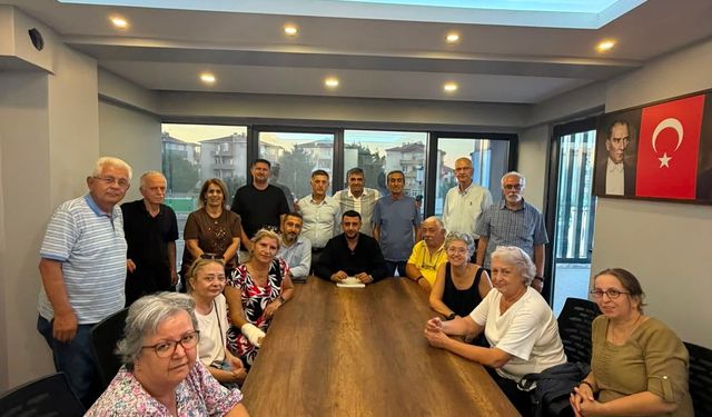 Yeni Parti Çiftlikköy İlçe Teşkilatından Birlik ve Beraberlik Vurgusu: İlçe Yönetim Kurulu Toplantısı Gerçekleştirildi