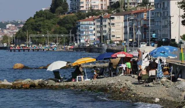 Yalova'nın Çınarcık İlçesinde Denize Girmek Yasaklandı