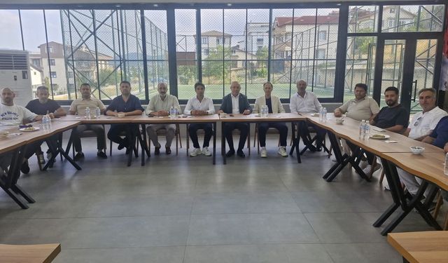 YTSO Heyeti Yalova Hınıslılar Derneği'ni Konuk Oldu