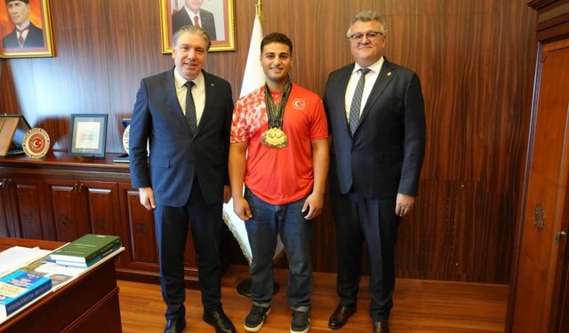 Yalova Üniversitesi Öğrencisi Yakup Emre Budak’tan Zürih’te 2 Altın, 1 Bronz