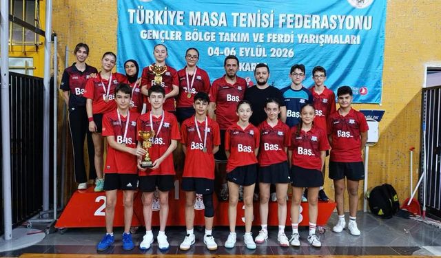 Yalova’nın Genç Masa Tenisçileri Marmara Şampiyonu Oldu