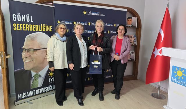 İYİ Parti Yalova Teşkilatları Sahada: “Çat Kapı Gidiyoruz”