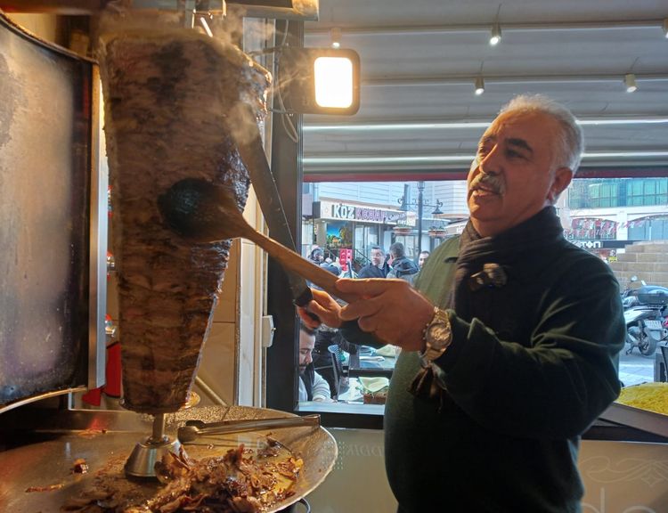 Yalova'nın 33 yıllık lezzet durağı Köz Kebap