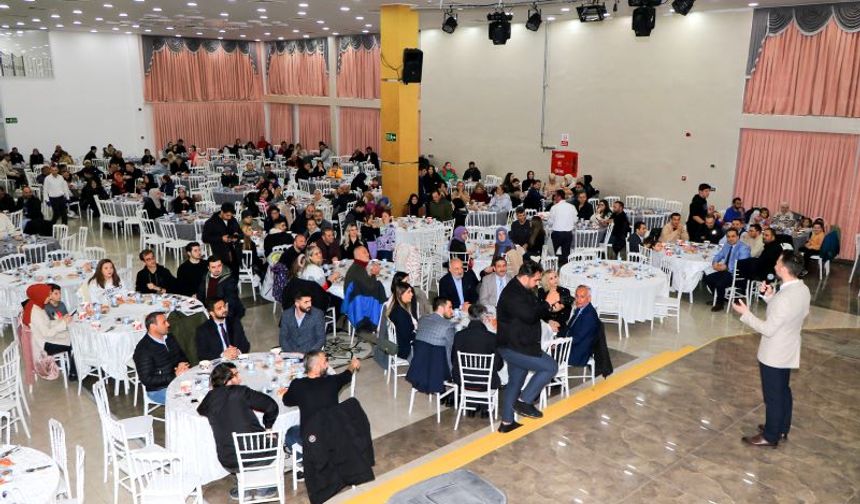 Çiftlikköy Belediyesi personel iftarı yaptı