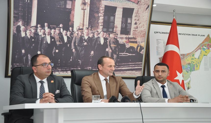 Adil Yele: Çiftlikköy Belediyesinin borcu 322 milyon lira