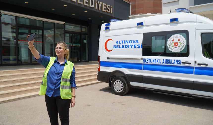 Altınova’da bir ilk: Ambulans hizmeti başladı