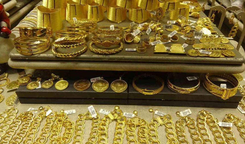 Altın Fiyatı Düşüyor: Panik Yerine Strateji Zamanı