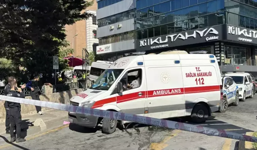 İstanbul Kağıthane’de Minibüs Faciası: Kaldırıma Daldı, 1 Kişi Hayatını Kaybetti