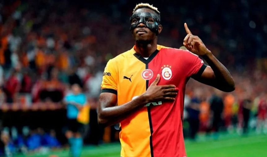 Taraftarın Yeni Gözdesi Osimhen’e Büyük Sevgi Seli