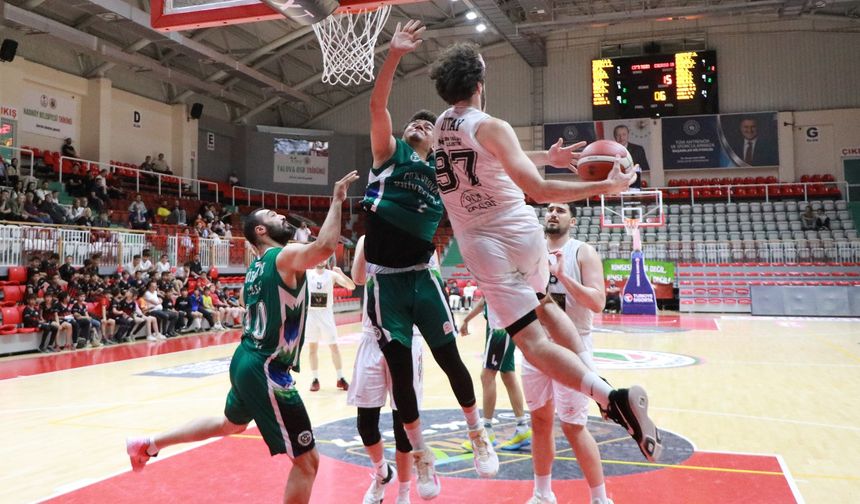 Çukurova’yı Geçen Çiftlikköy Fırtınası