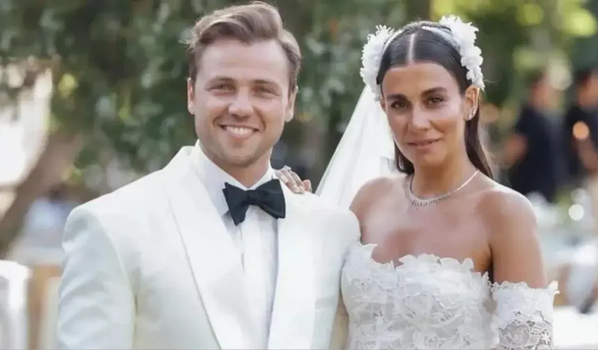 Tolga Sarıtaş ve Zeynep Mayruk Erkek Bebek Bekliyor