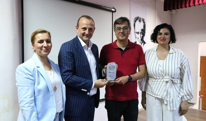 Ahmet Büke Çiftlikköy’de Okurlarıyla Buluştu