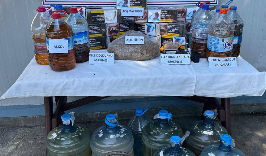 Yalova’da Kaçak Alkol ve Tütün Operasyonu: 121 Litre Sahte Alkol Ele Geçirildi