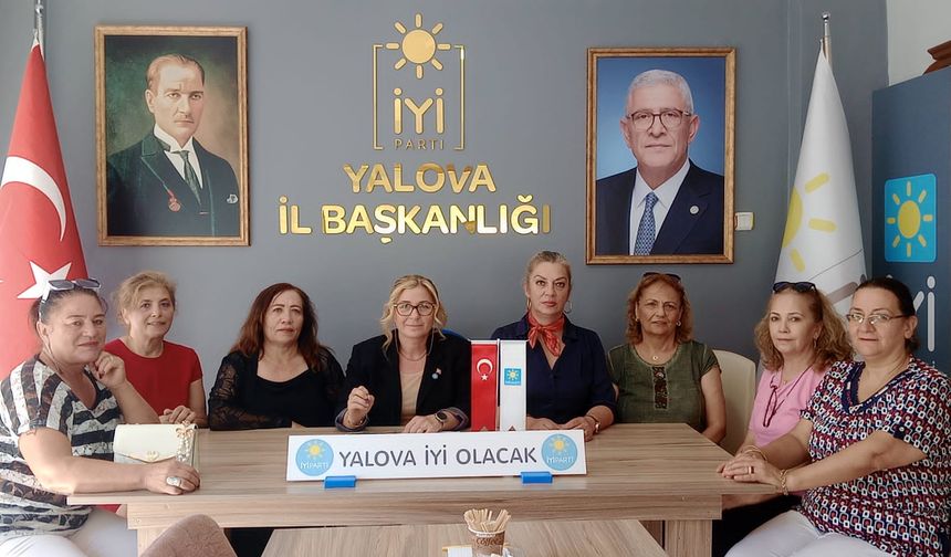 İYİ Parti’den Kadın Cinayetlerine Karşı Eş Zamanlı Basın Açıklaması