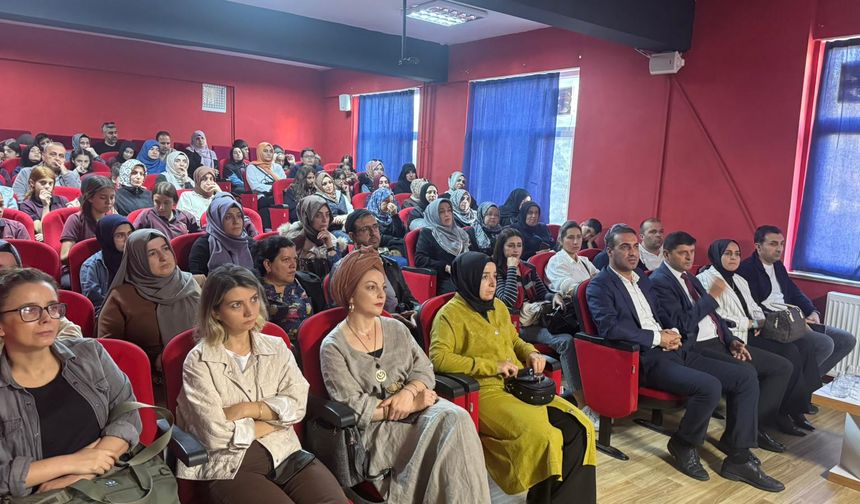 Yalova’da “Aile İçi İletişim Atölyesi” düzenlendi