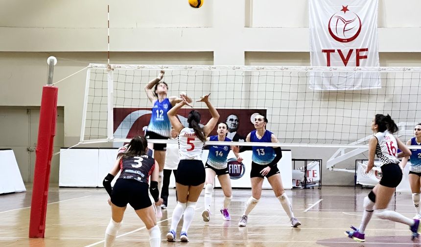 Sultanlar Gemlik’te Tie-Break Kazandı