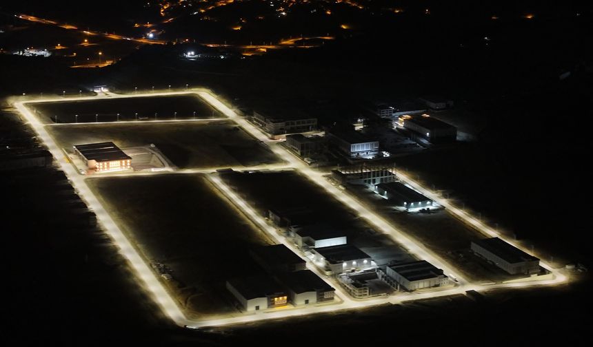 Yalova Makine İhtisas OSB’de Enerji ve Aydınlatma Altyapısı Yenilendi