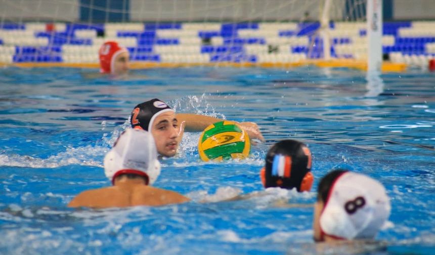 Yalova’da Öğrencilere Yaz Dönemi Ücretsiz Su Sporları Eğitimi