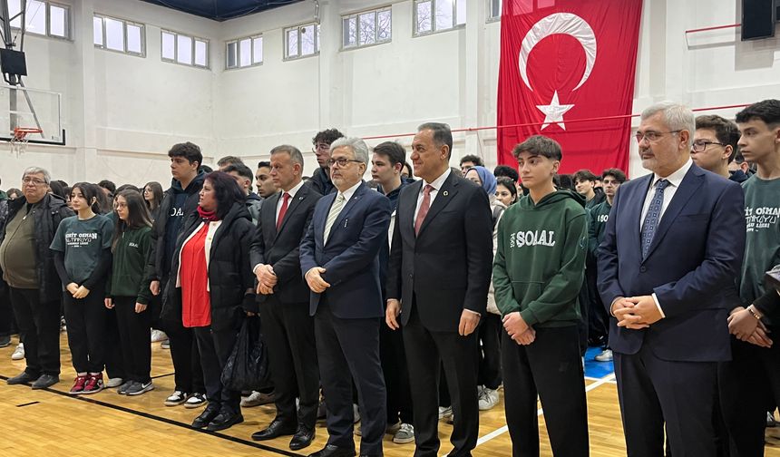 Yalova’da İlk Ders “Bayrak” Temasıyla Başladı