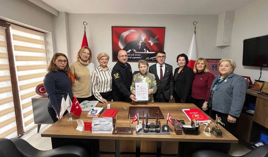 TEMAD Yalova’dan Mehmetçiklere Anlamlı Destek