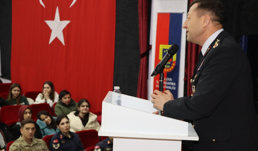 JSGA’dan Yalova’da 12. Sınıf Öğrencilerine Akademi Tanıtımı: 350 Öğrenci Katıldı