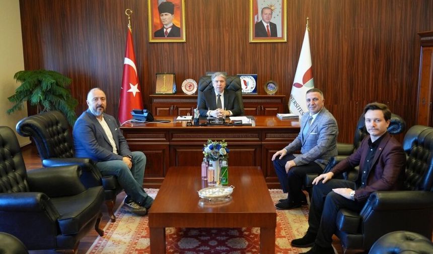 Yalova Gazeteciler Cemiyeti’nden Yalova Üniversitesi Rektörü Mehmet Bahçekapılı’ya Ziyaret