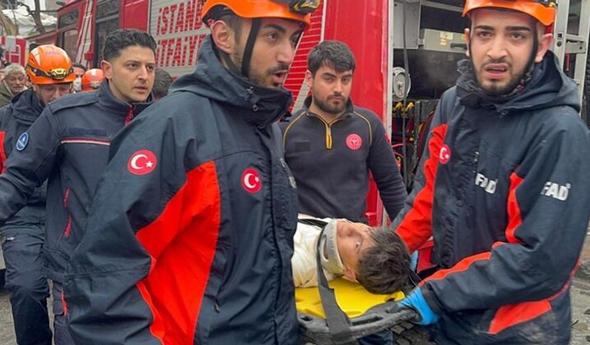İstanbul Fatih’te Patlama Sonrası 2 Bina Çöktü: Yaralılar Var, Kurtarma Çalışmaları Sürüyor