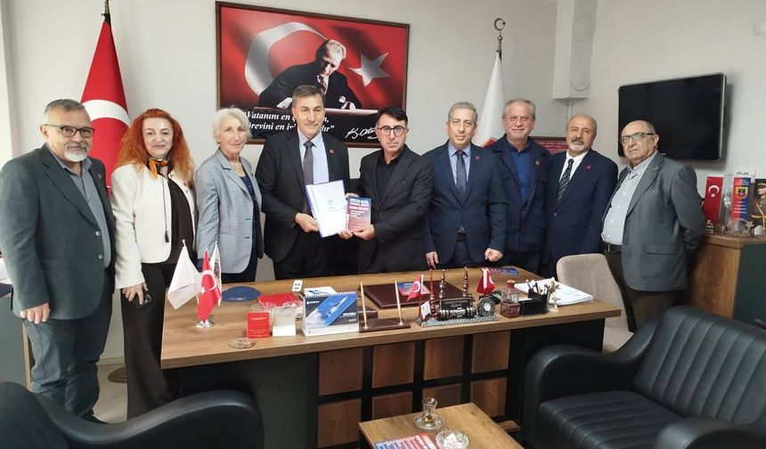 CHP Yalova İl Yönetiminden TEMAD’a Ziyaret: Emeklilerin Özlük Hakları Gündemde